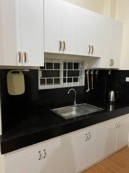 Estilo Apartment 2-Storey Clarin  المظهر الخارجي الصورة