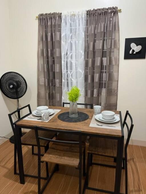 Estilo Apartment 2-Storey Clarin  المظهر الخارجي الصورة