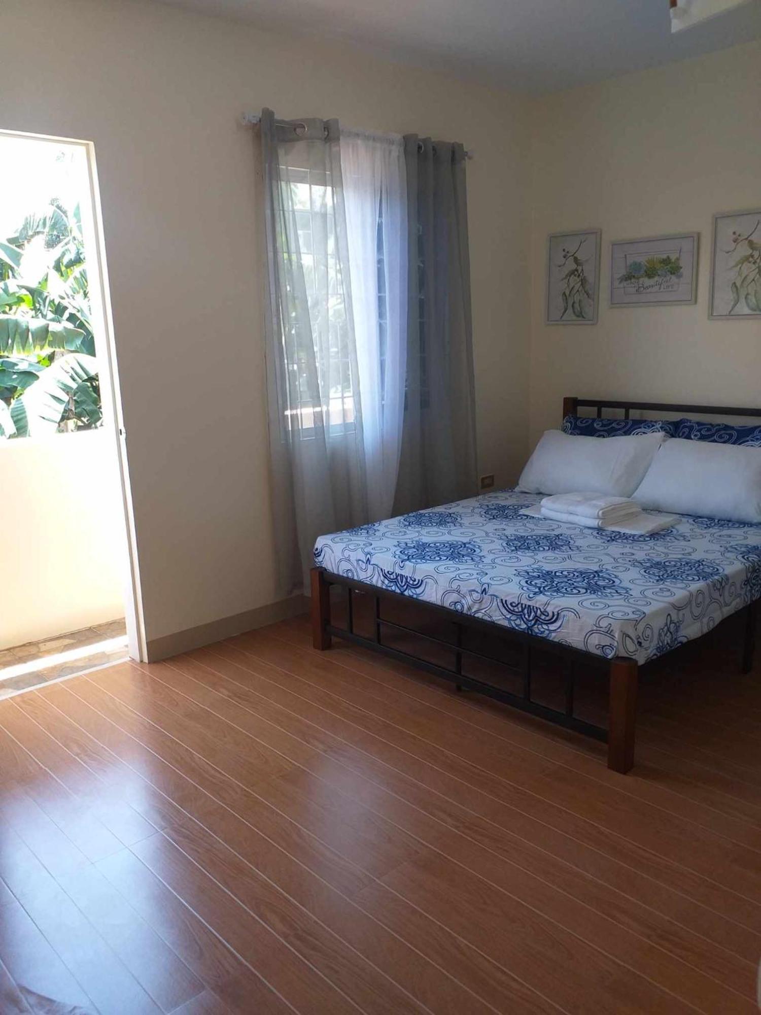 Estilo Apartment 2-Storey Clarin  المظهر الخارجي الصورة