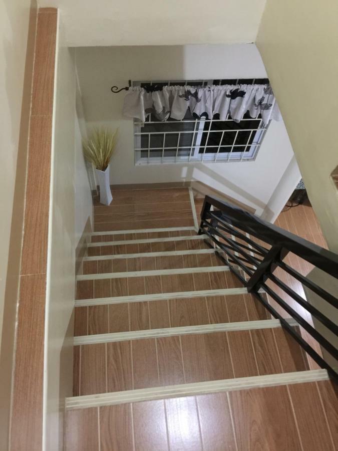 Estilo Apartment 2-Storey Clarin  المظهر الخارجي الصورة